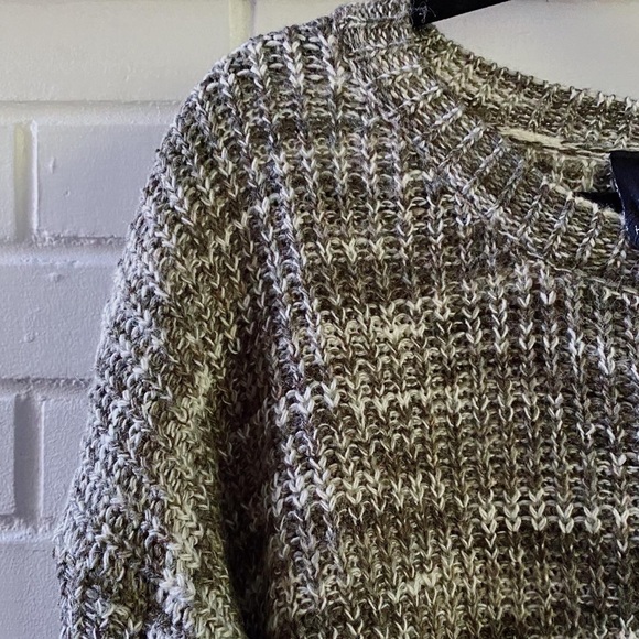 Harlowe and Graham Knit Muted Green Scoop Neck Sweater - Picture 3 of 4